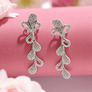 Orecchini Pendenti oro Bianco 750 e diamanti - EURO 3.500