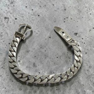 Bracciale flessibile con fibbia da sellaio in argento 800